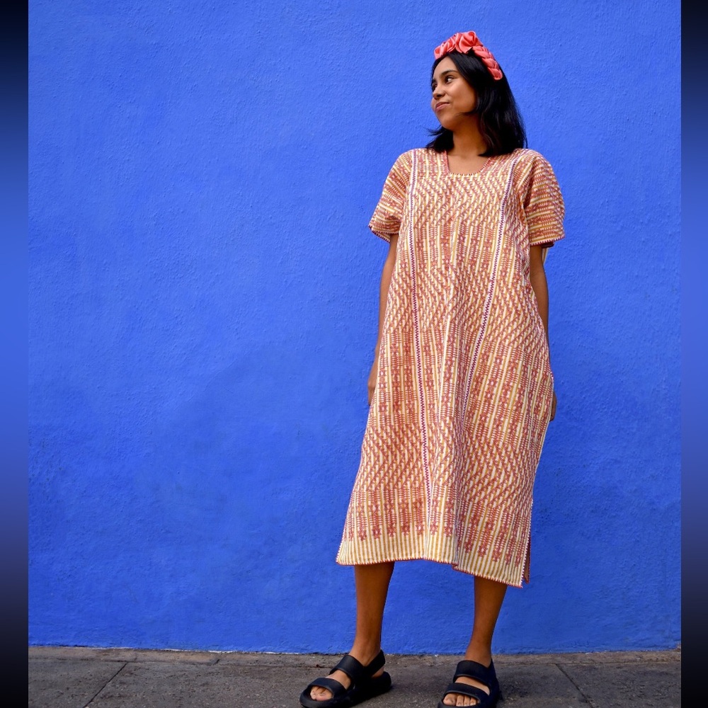Handmade Oaxacan Dress with pockets